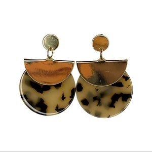 tortoise dangle earrings